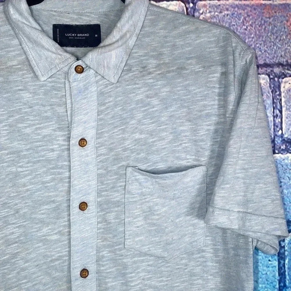 Lucky Brand Men’s Casual Button Down Shirt Blue Medium - Picture 2 of 8